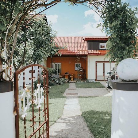 Studio Apartman Krosna Perusic Luaran gambar