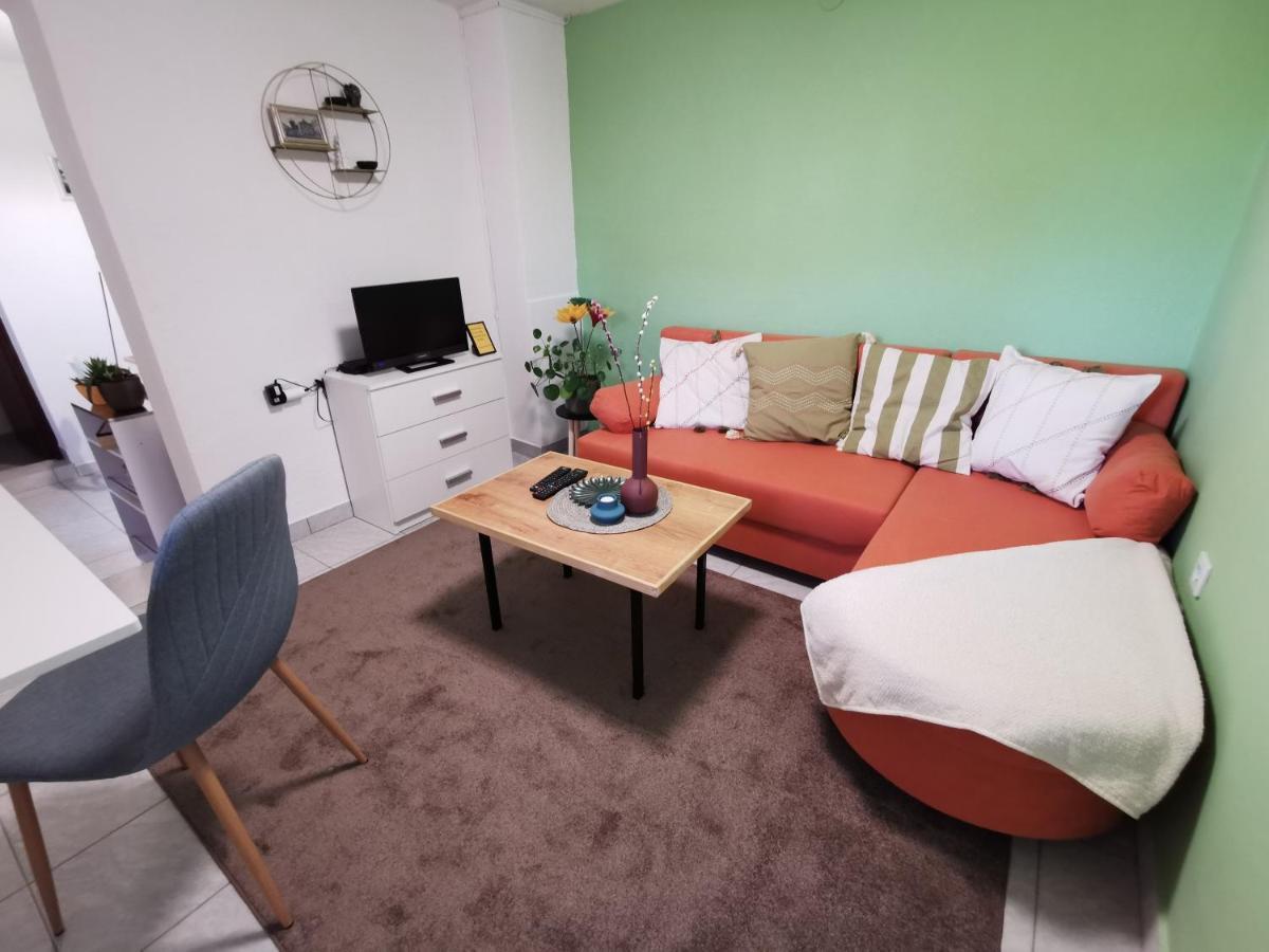 Studio Apartman Krosna Perusic Luaran gambar