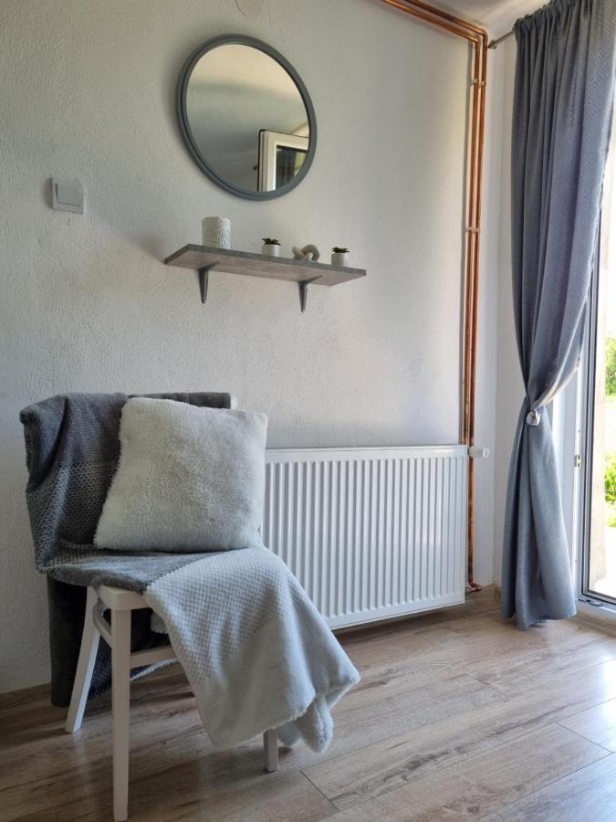 Studio Apartman Krosna Perusic Luaran gambar